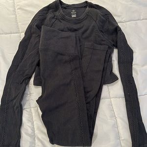 Offline by Aerie long sleeve active set with leggings